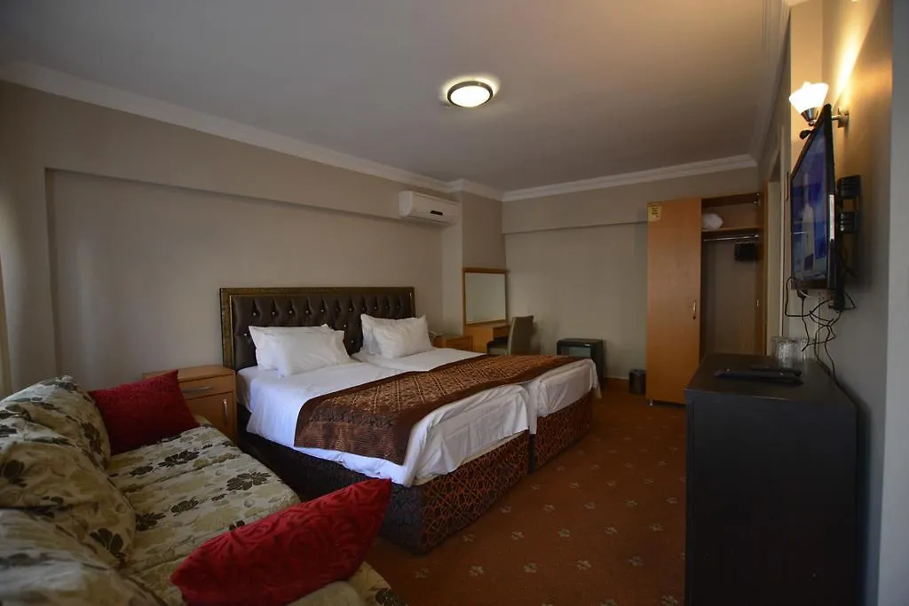 Palace Point Hotel Istambul 2*,